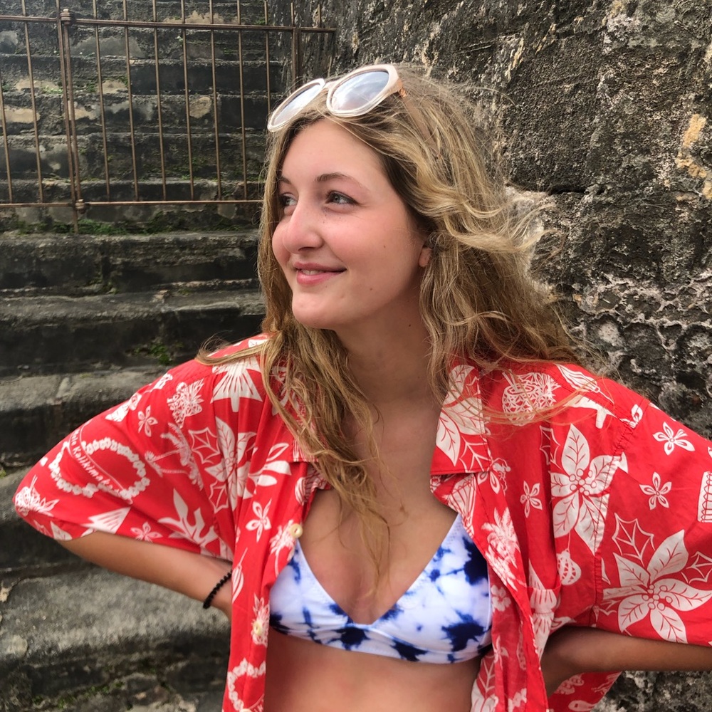 Meet your Posher, Elizabeth